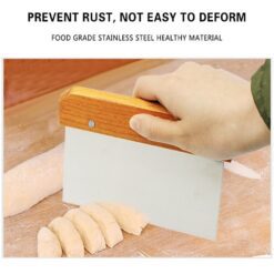 Alternative view of Cake Scrapper with Wooden Handle