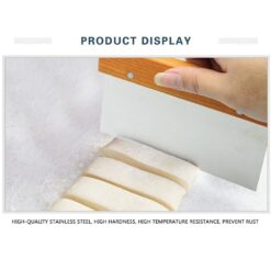 Cake Scrapper with Wooden Handle