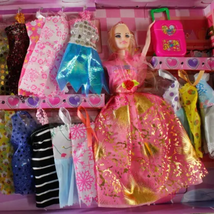 New Fashion Style Barbie Dolls with 12+ Beautiful Dress Set Gift Pack